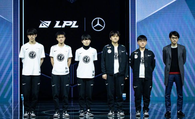 球送入对方 球送入对方