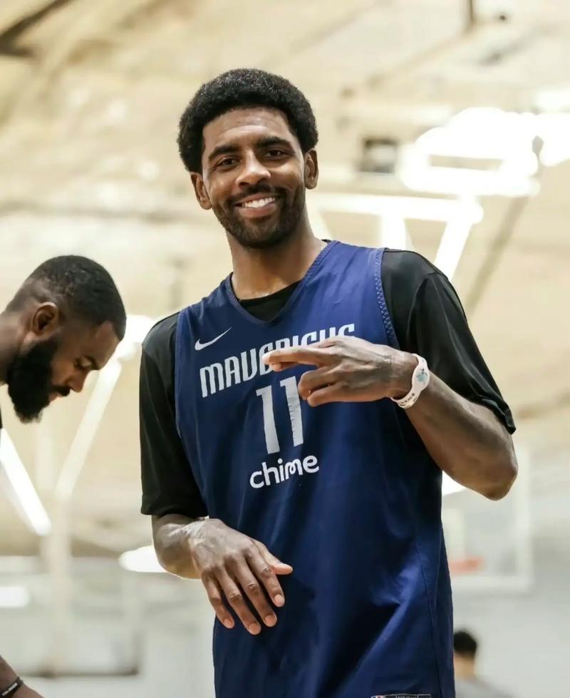 中外野与右 中外野与右